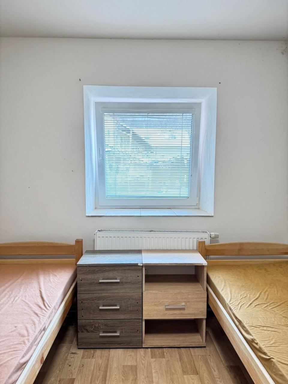 Sleep & Go Praha 5 Hostel - Prague — Fotky 1